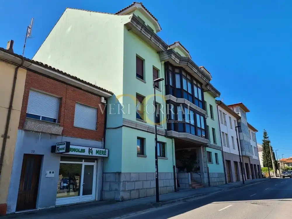 Dúplex en venda a Avenida la Paz