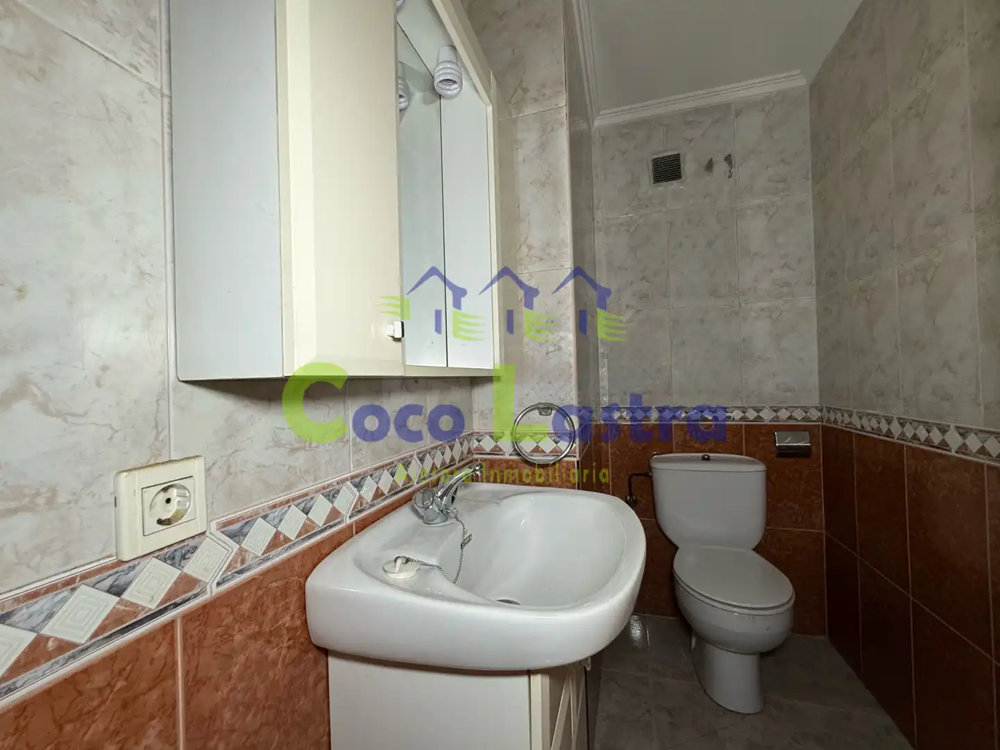 Bathroom of Flat for sale in Ciudad Rodrigo  with Heating and Terrace