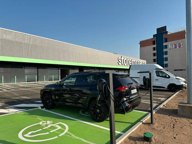 Garaje en Alquiler en Calle Halcón, 2 en Sudeste Industrial