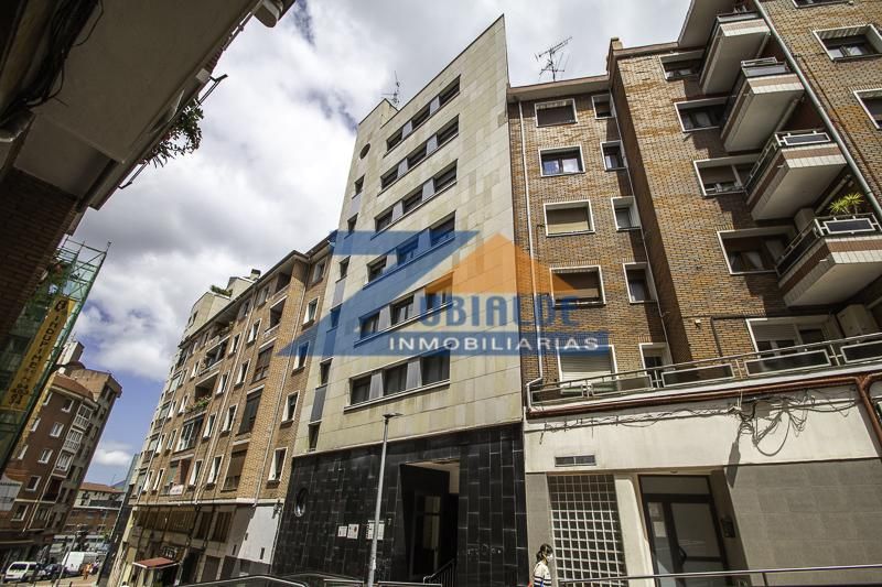 Vista exterior de Oficina de lloguer en Barakaldo 