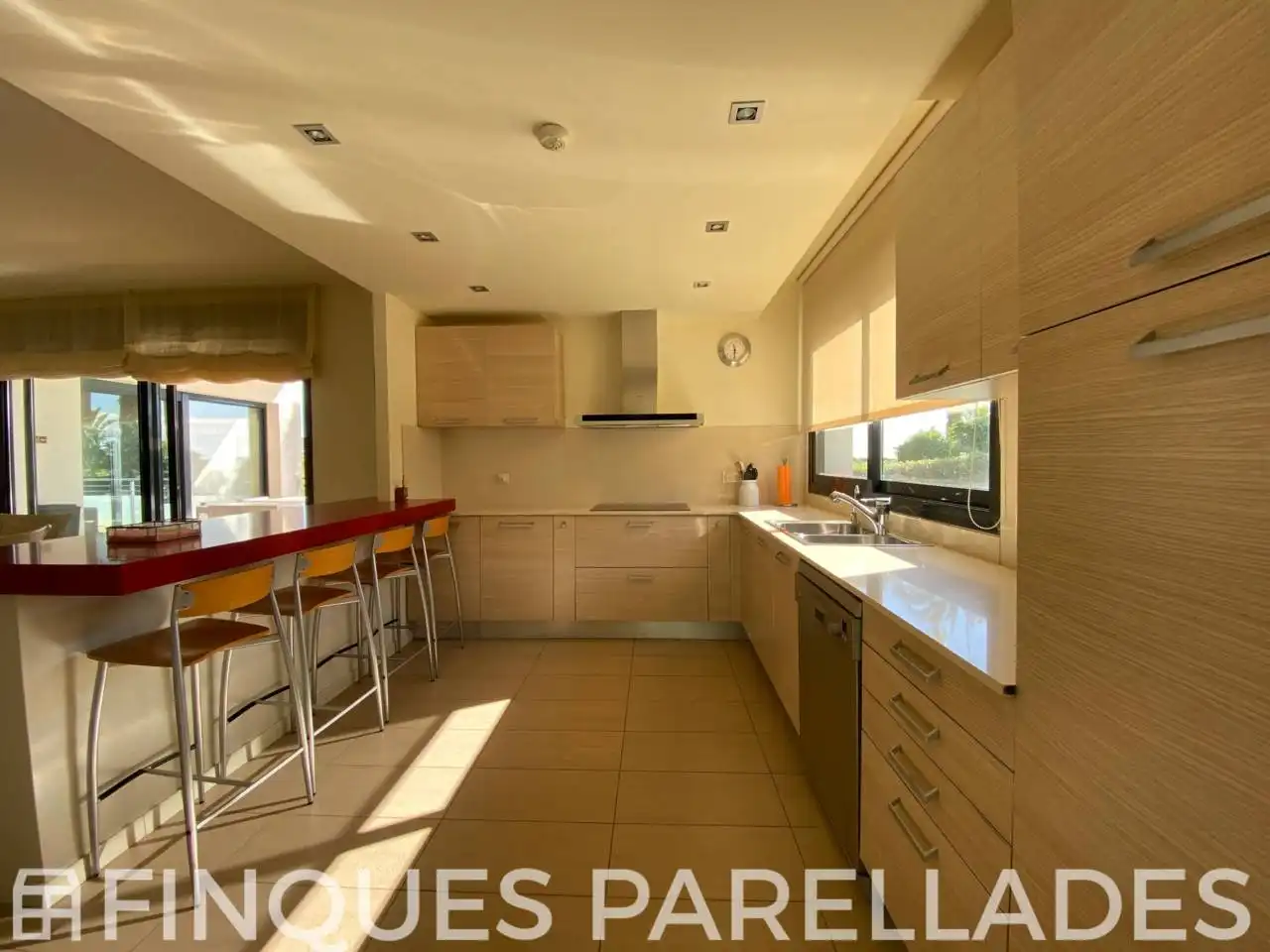 Cocina de Casa o chalet en venta en Sitges con Aire acondicionado, Calefacción y Jardín privado