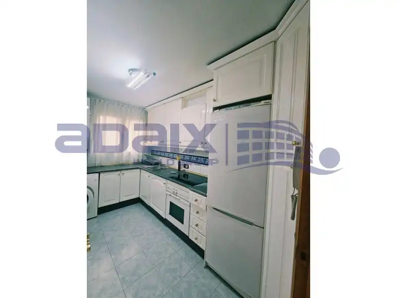 Cocina de Piso de alquiler en Ciudad Real con Calefacción, Amueblado y Horno