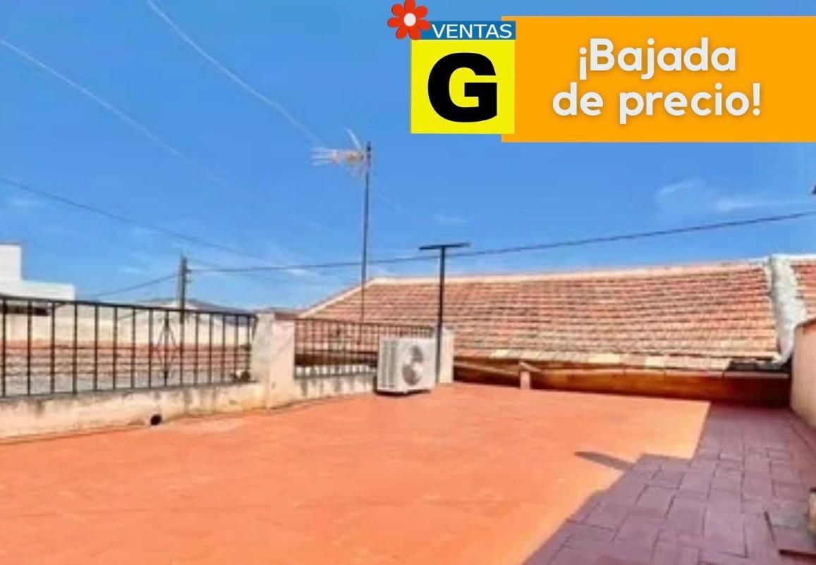 Vista exterior de Casa o xalet en venda en Bigastro amb Calefacció, Terrassa i Traster