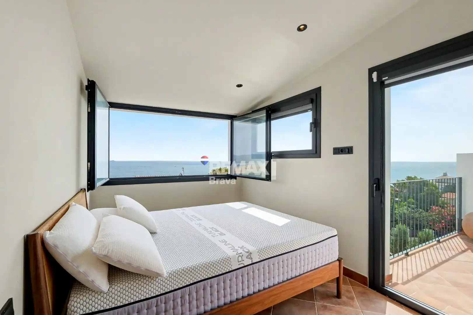 Habitación de Casa o chalet en venta en Cadaqués con Aire acondicionado, Jardín privado y Terraza