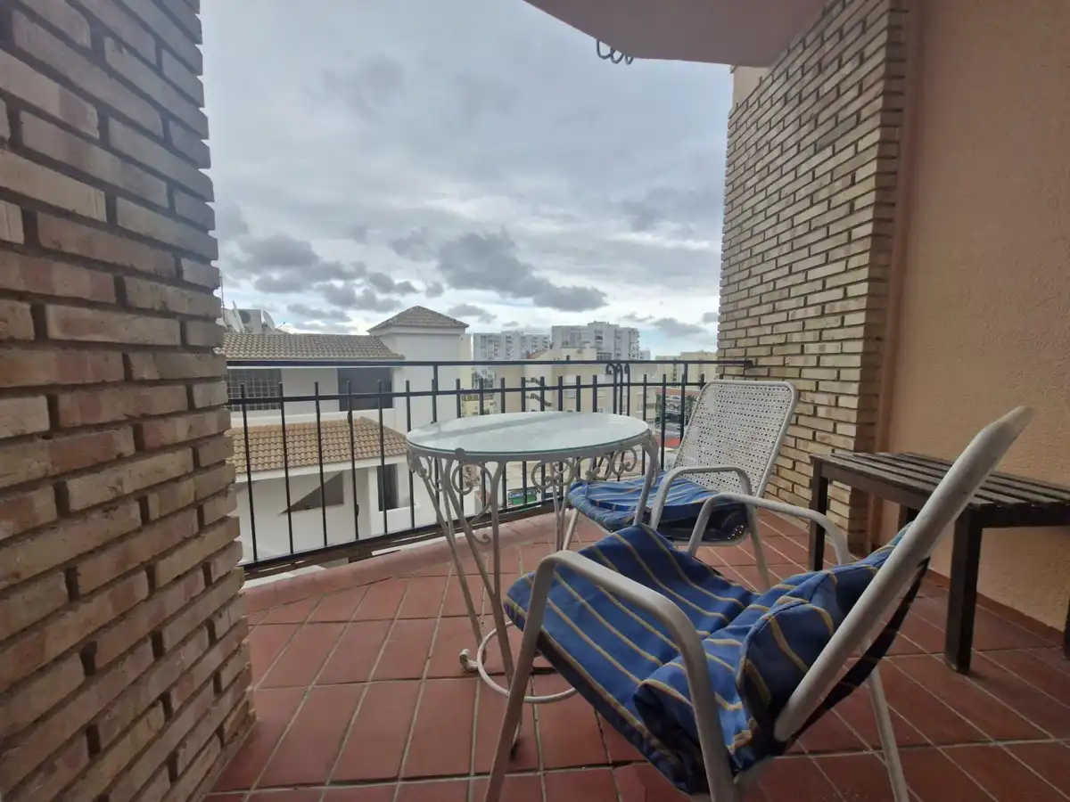 Habitatge amb piscina en venda a Parque de la Paloma, imagen 3
