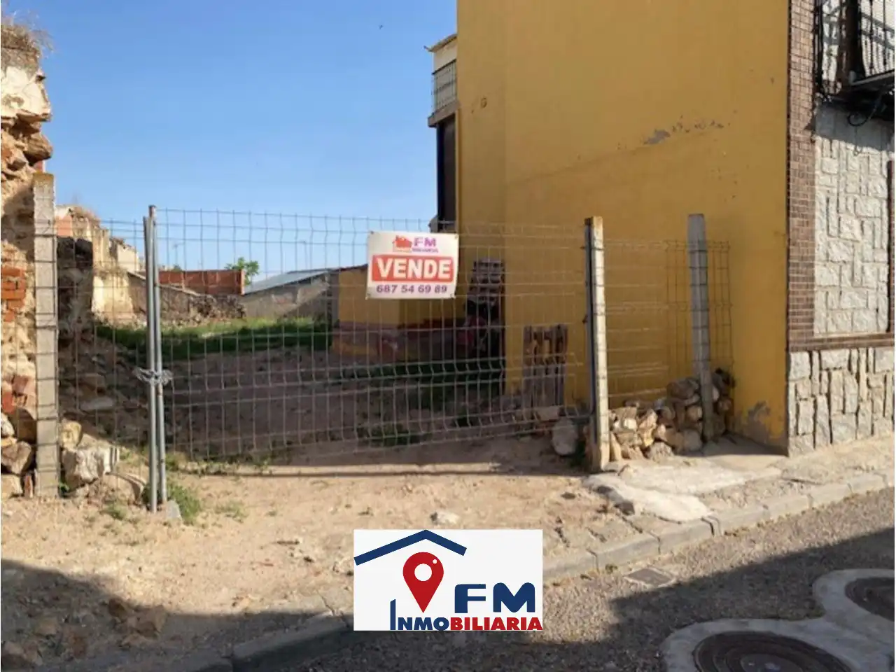 Terreno residencial en venta en Calle Cid 3