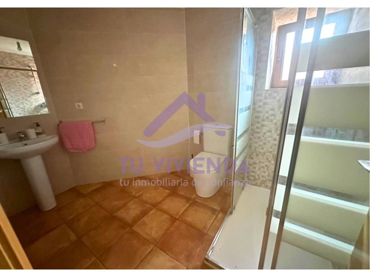 Bany de Casa o xalet de lloguer en Saldaña amb Calefacció, Jardí privat i Terrassa