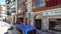 Vista exterior de Pis en venda en Castro-Urdiales