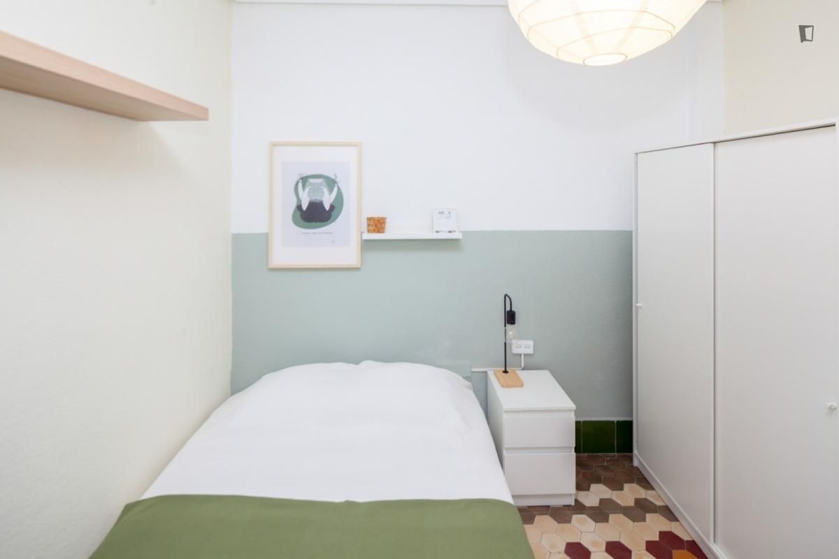 Bedroom of Apartment to share in  Valencia Capital  with Furnished, Microwave and Internet
