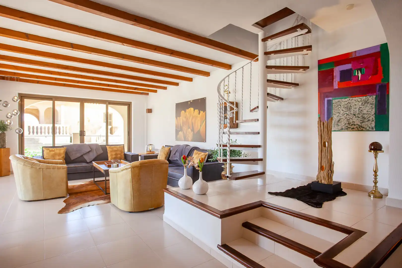 Sala de estar de Finca rústica en venta en Capdepera con Aire acondicionado, Calefacción y Terraza