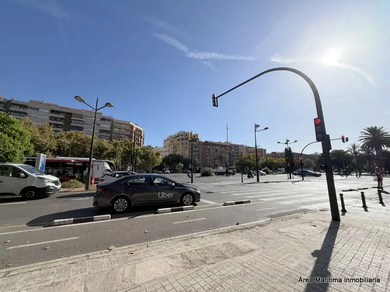 Außenansicht von Dachboden zur Miete in Valencia mit Klimaanlage, Heizung und Terrasse
