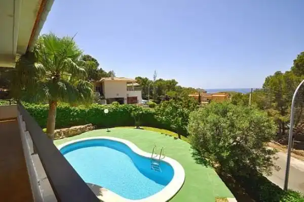 Piscina de Casa adosada en venda en Calvià amb Aire condicionat, Jardí privat i Terrassa