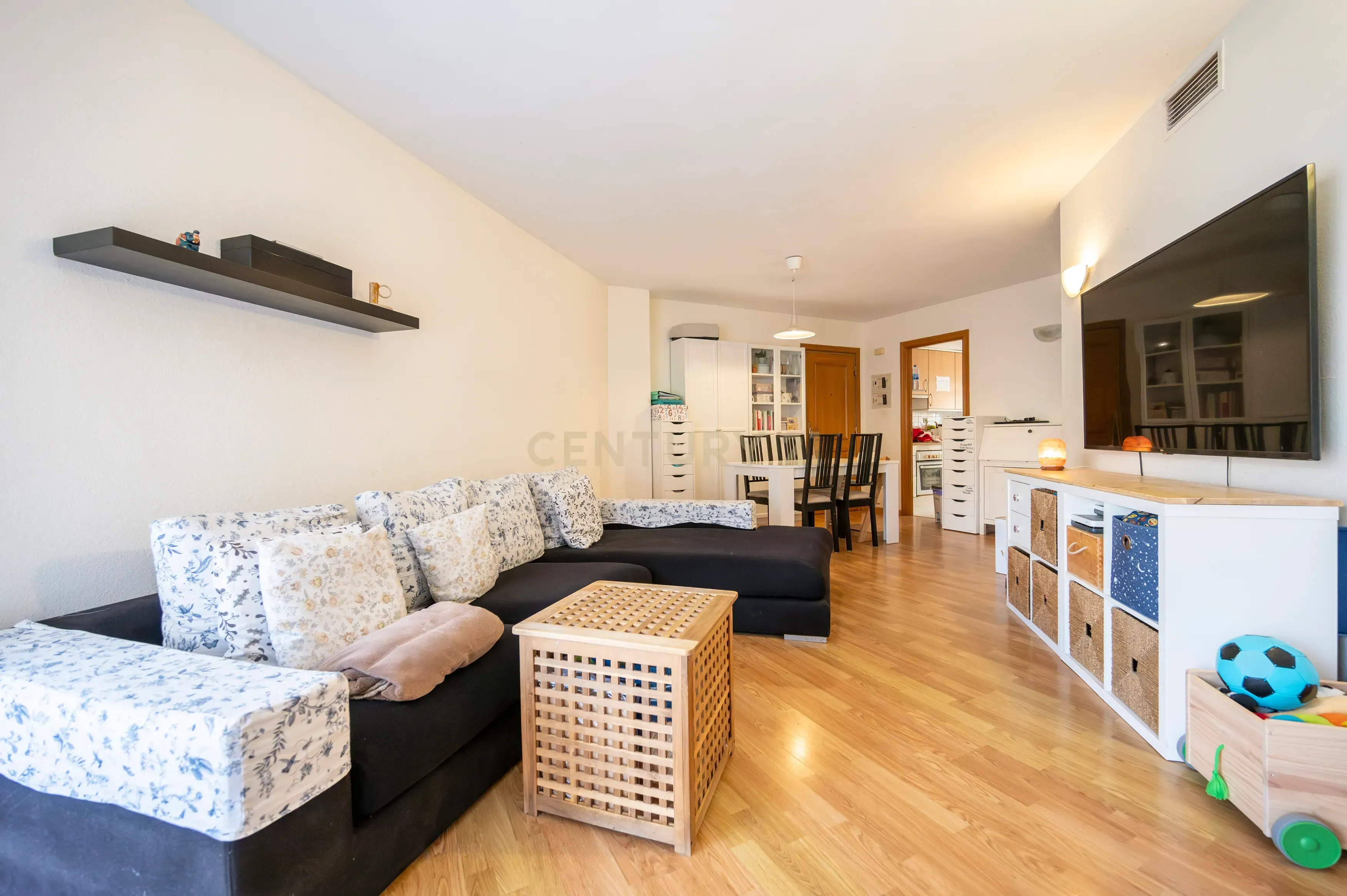 Living room of Apartment for sale in Eivissa  with Air Conditioner, Oven and Washing machine