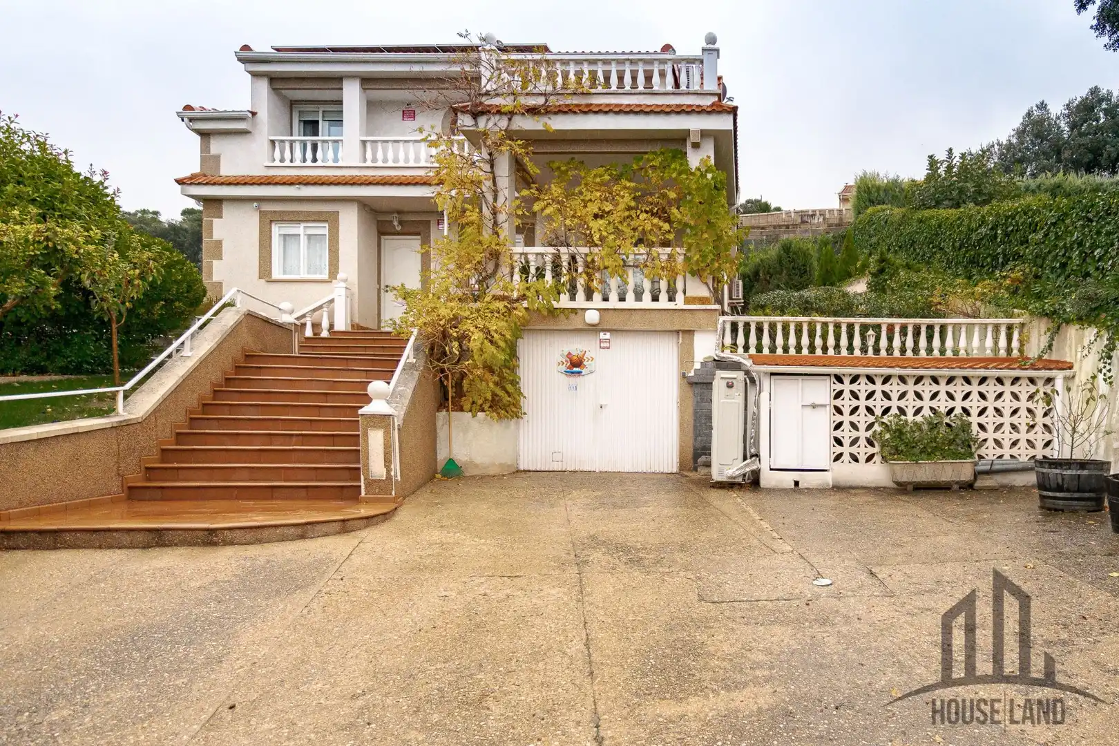 Exterior view of Houses for sale in Fuentenovilla  with Air Conditioner, Heating and Private garden