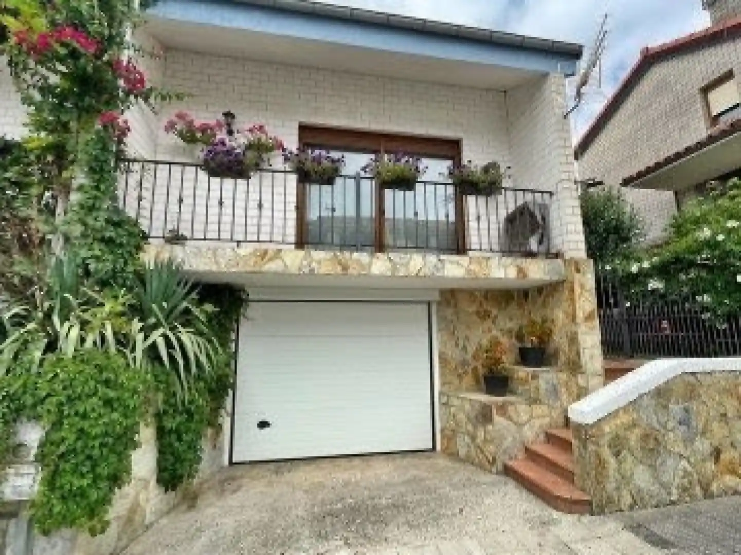 Exterior view of Detached homes for sale in Piélagos  with Heating, Private garden and Parquet flooring