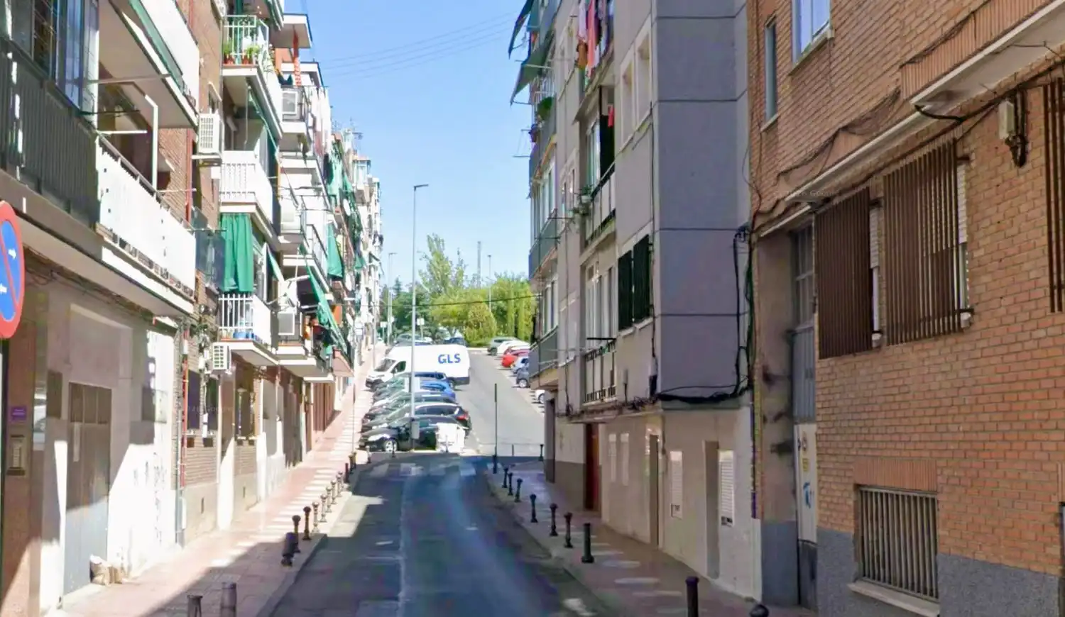 Vista exterior de Pis en venda en San Sebastián de los Reyes amb Calefacció