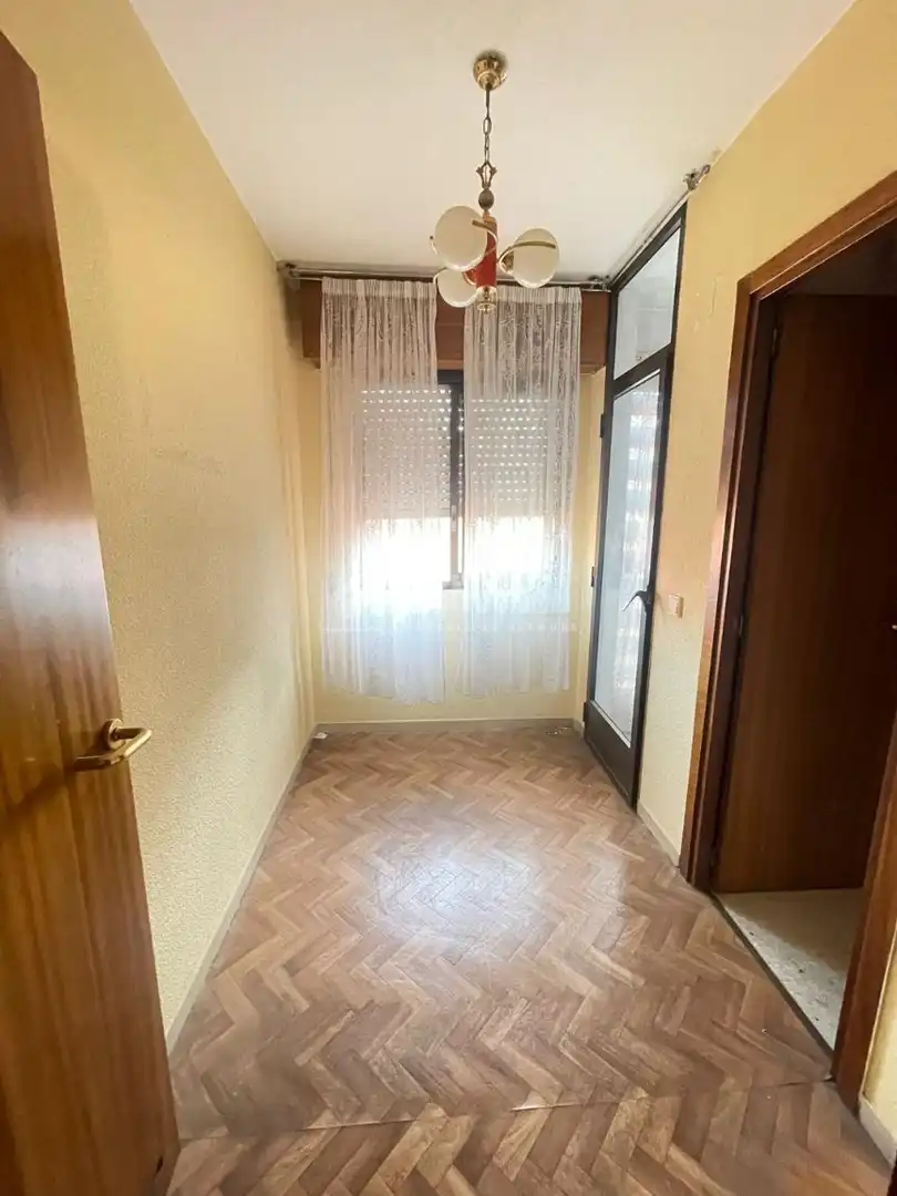 Habitación de Piso en venta en Madrid con Calefacción y Terraza