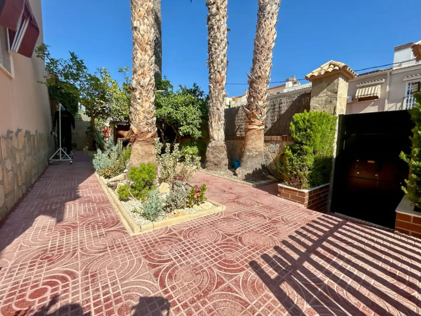 Jardí de Casa o xalet en venda en El Campello amb Aire condicionat, Calefacció i Jardí privat