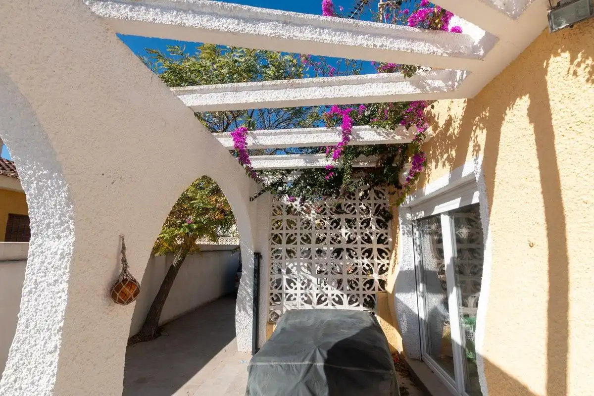 Terraza de Casa o chalet en venta en Torrevieja con Aire acondicionado, Terraza y Trastero