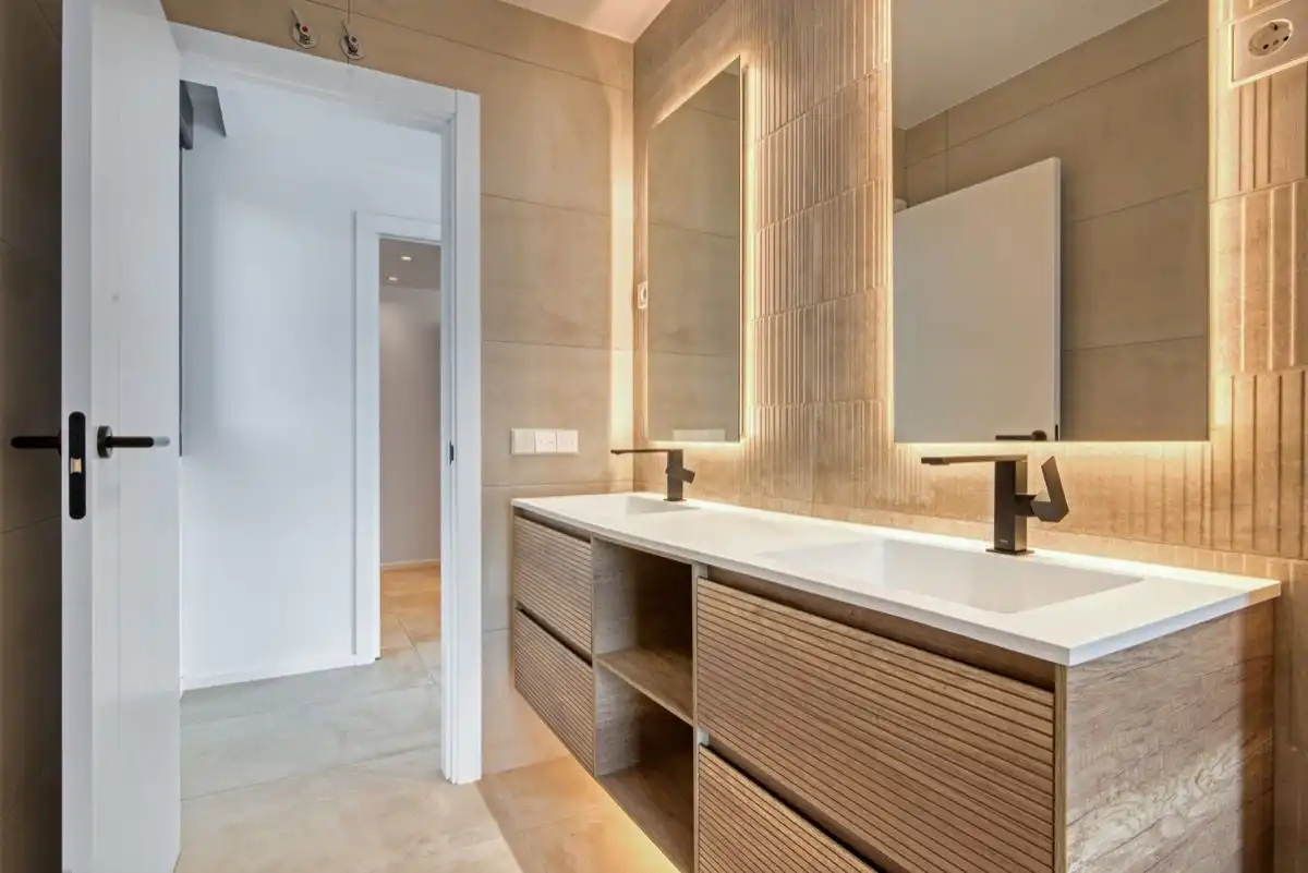 Bathroom of Houses for sale in Dénia  with Air Conditioner, Heating and Private garden