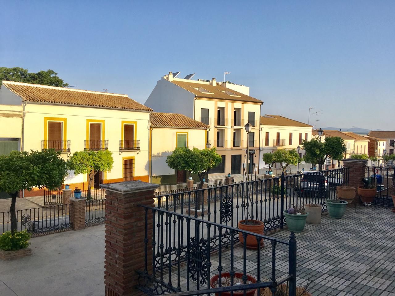 Vista exterior de Casa o xalet en venda en Fuente de Piedra amb Jardí privat, Parquet i Terrassa
