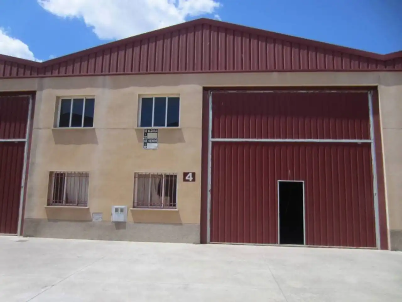 Nau industrial en venda a Calle INDUSTRIA