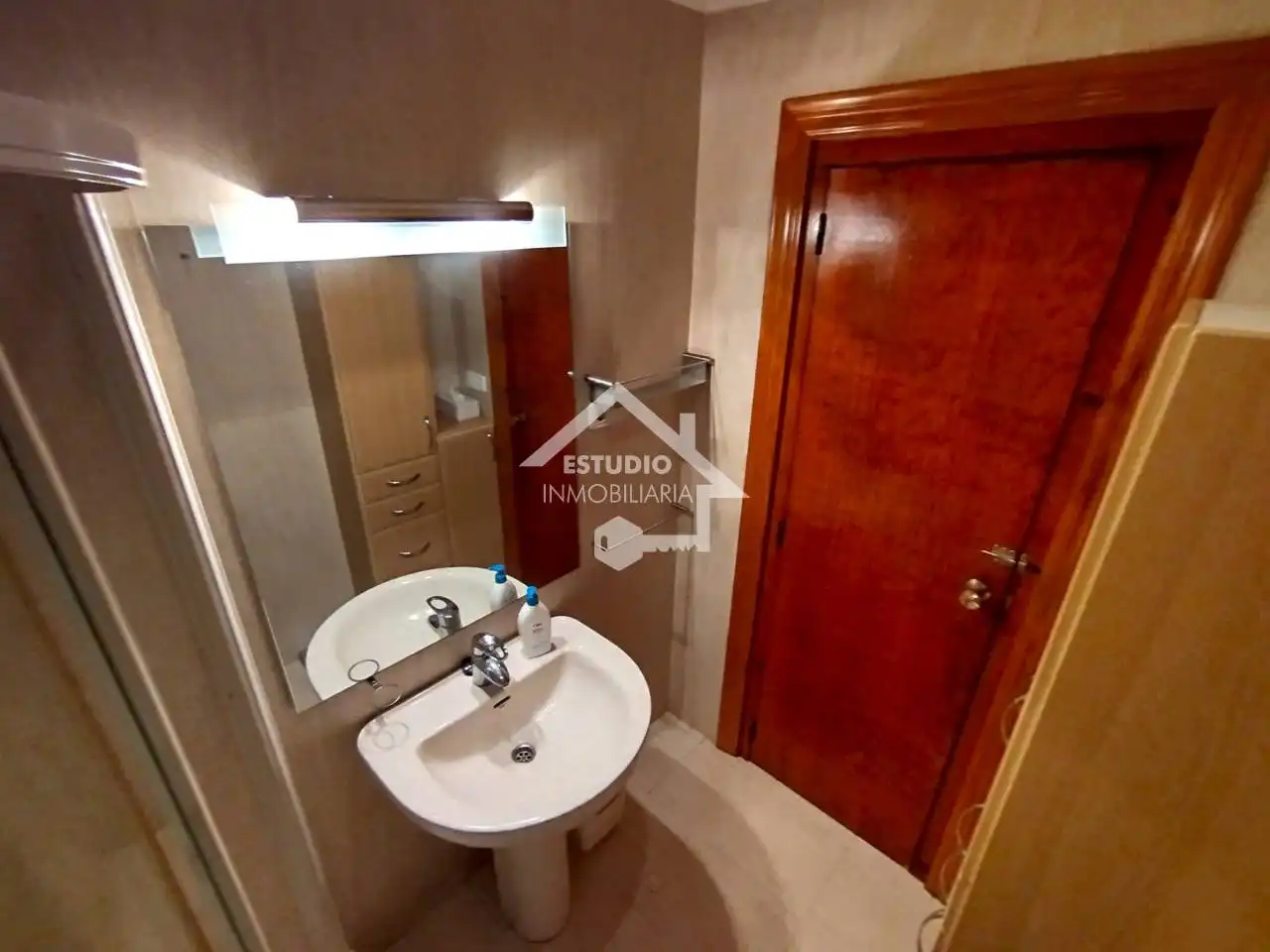 Bathroom of Houses for sale in Lazagurría  with Heating