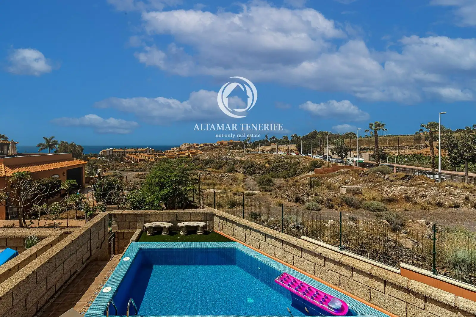 Terraced house with pool for sale in calle Helsinki, 12, imagen 27