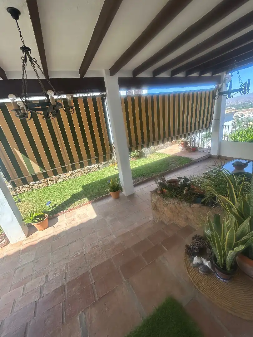 Jardí de Casa adosada en venda en Alhaurín de la Torre amb Aire condicionat, Jardí privat i Terrassa
