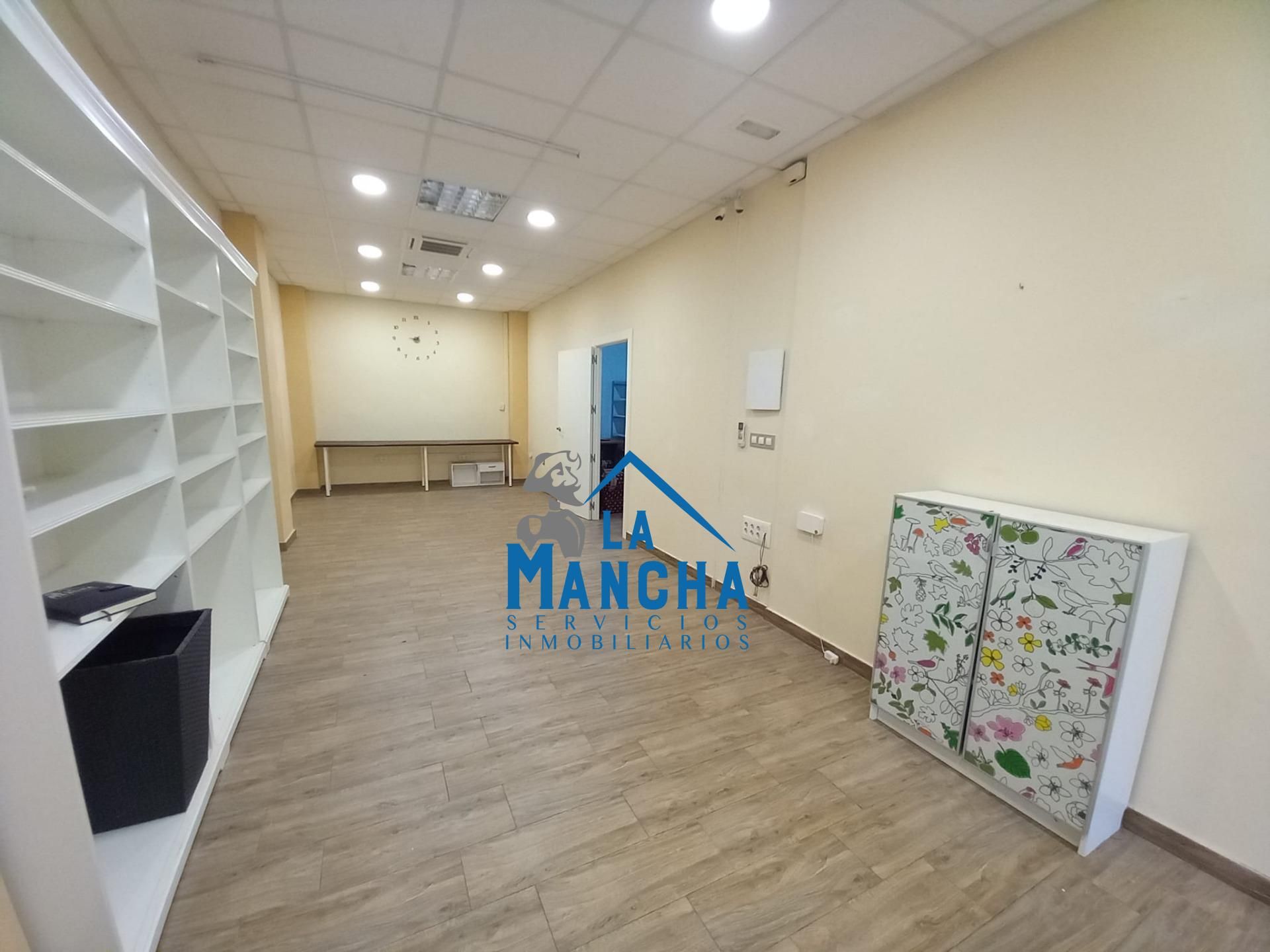 Premises for sale in  Albacete Capital  with Air Conditioner