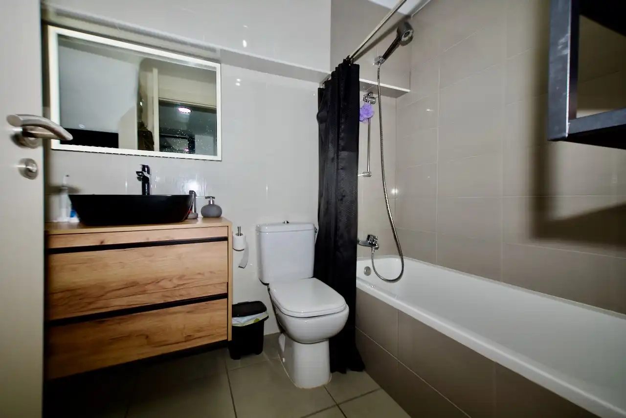 Baño de Piso en venta en Terrassa con Aire acondicionado, Calefacción y Terraza