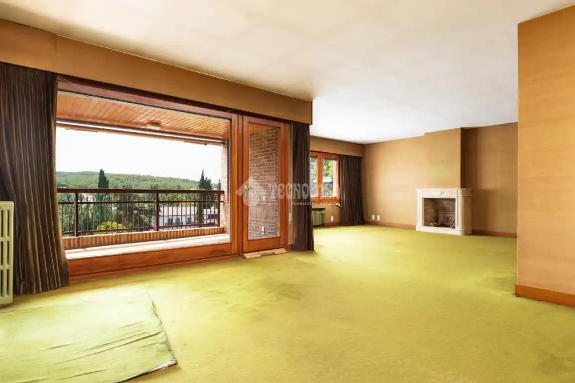 Habitación de Piso en venta en Zaragoza con Calefacción, Terraza y Balcón