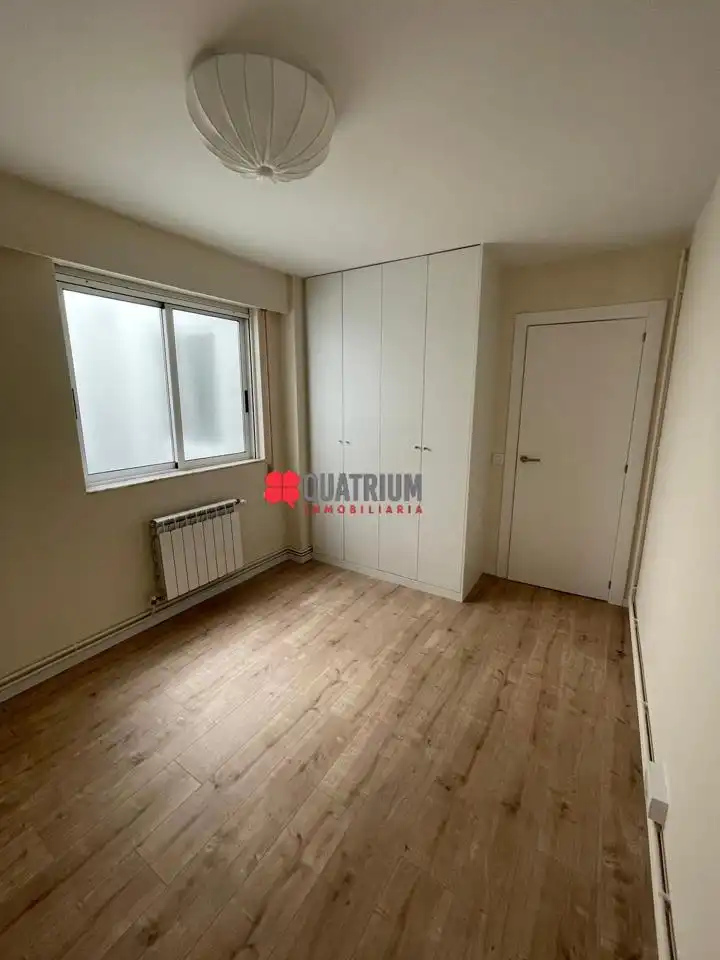 Flat for rent in Avenida de Salamanca, Campus Norte - San Caetano