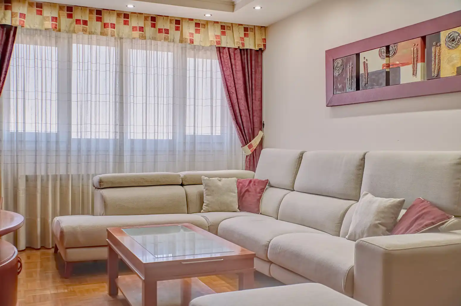 Sala de estar de Piso en venta en Ansoáin / Antsoain con Calefacción, Parquet y Trastero