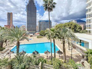 Exterior view of Flat for sale in Benidorm  with Private garden, Terrace and Furnished