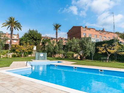 Swimming pool of Single-family semi-detached for sale in  Tarragona Capital  with Heating, Private garden and Terrace