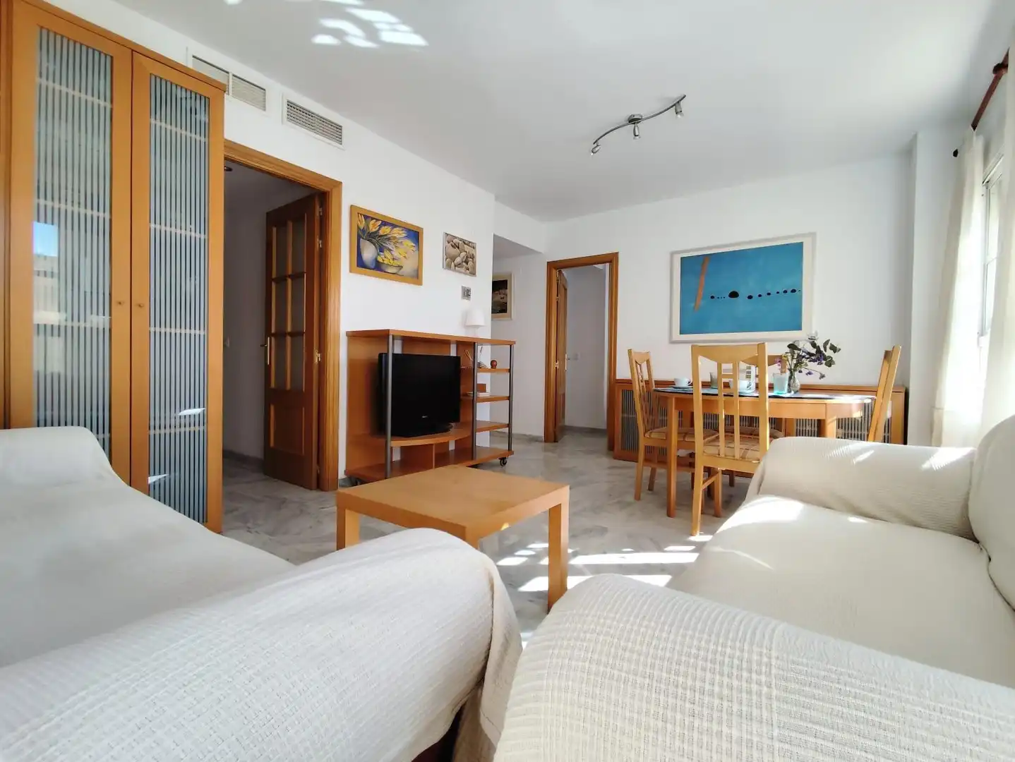 Sala de estar de Piso en venta en Torremolinos con Aire acondicionado, Trastero y Amueblado