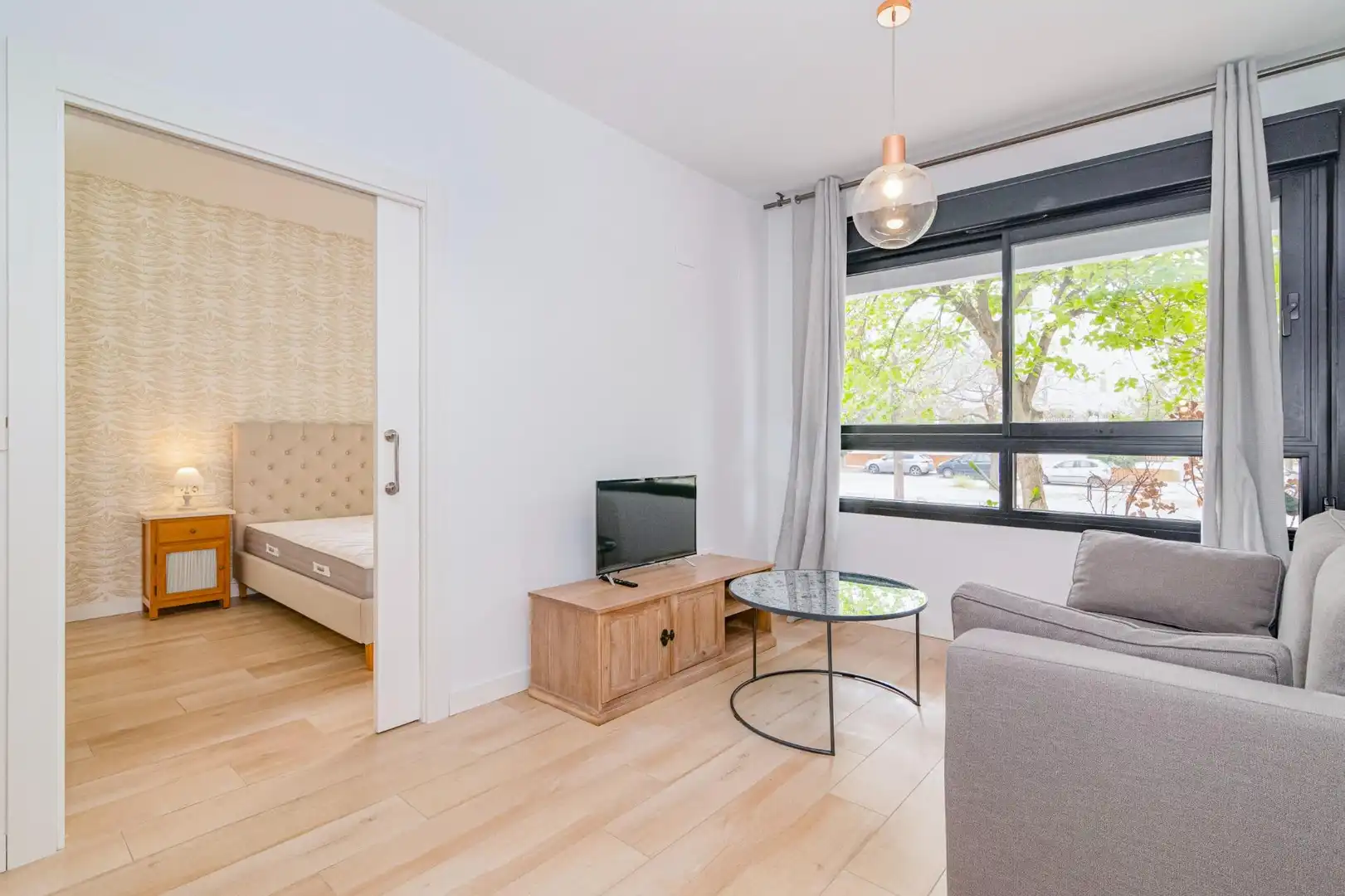 Schlafzimmer von Wohnungen zur Miete in Granada mit Klimaanlage, Heizung und Terrasse