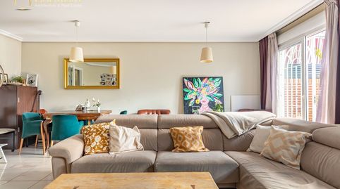 Foto 3 de Casa adosada en venta en Grazia Deledda, Perales del Río, Getafe