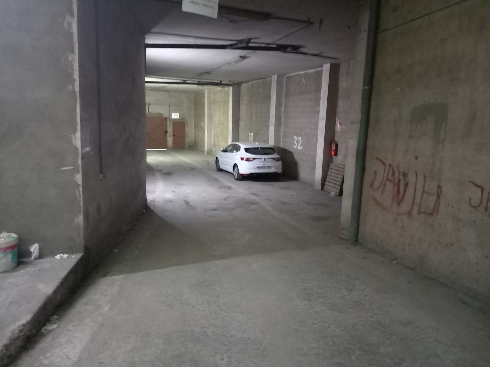 Aparcament de Nau industrial en venda en Quart de Poblet