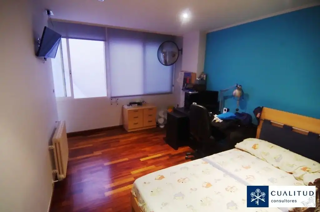Habitación de Casa o chalet en venta en Castellón de la Plana / Castelló de la Plana con Calefacción, Parquet y Terraza