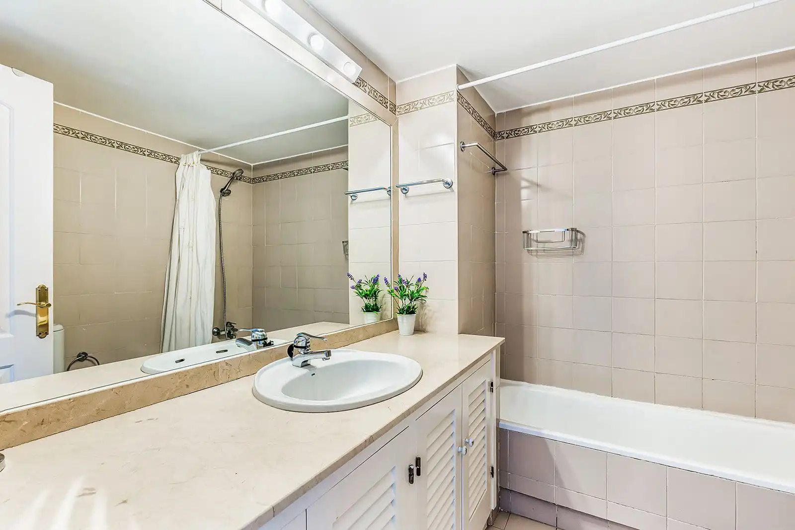 Bany de Apartament en venda en Mijas amb Terrassa, Moblat i Balcó