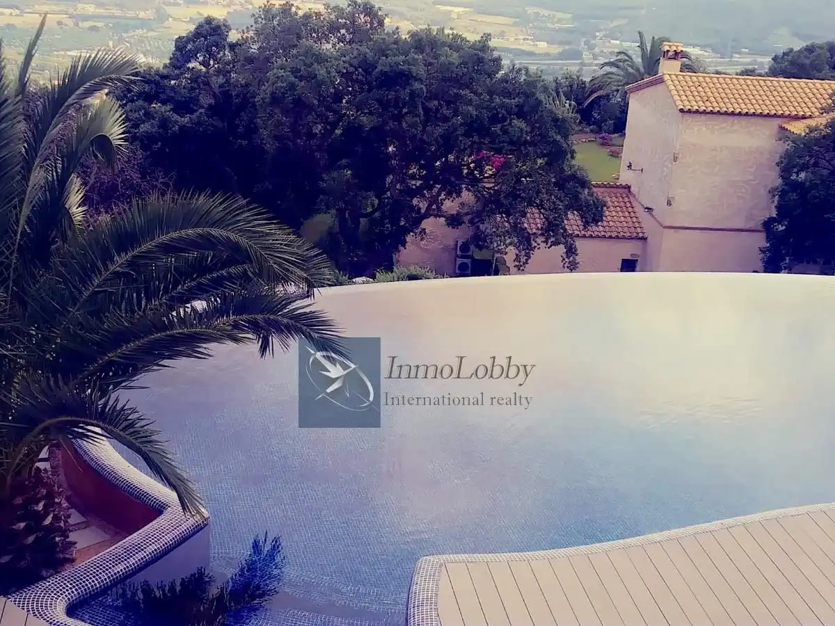 Casa amb piscina en venda a Platja d'Aro