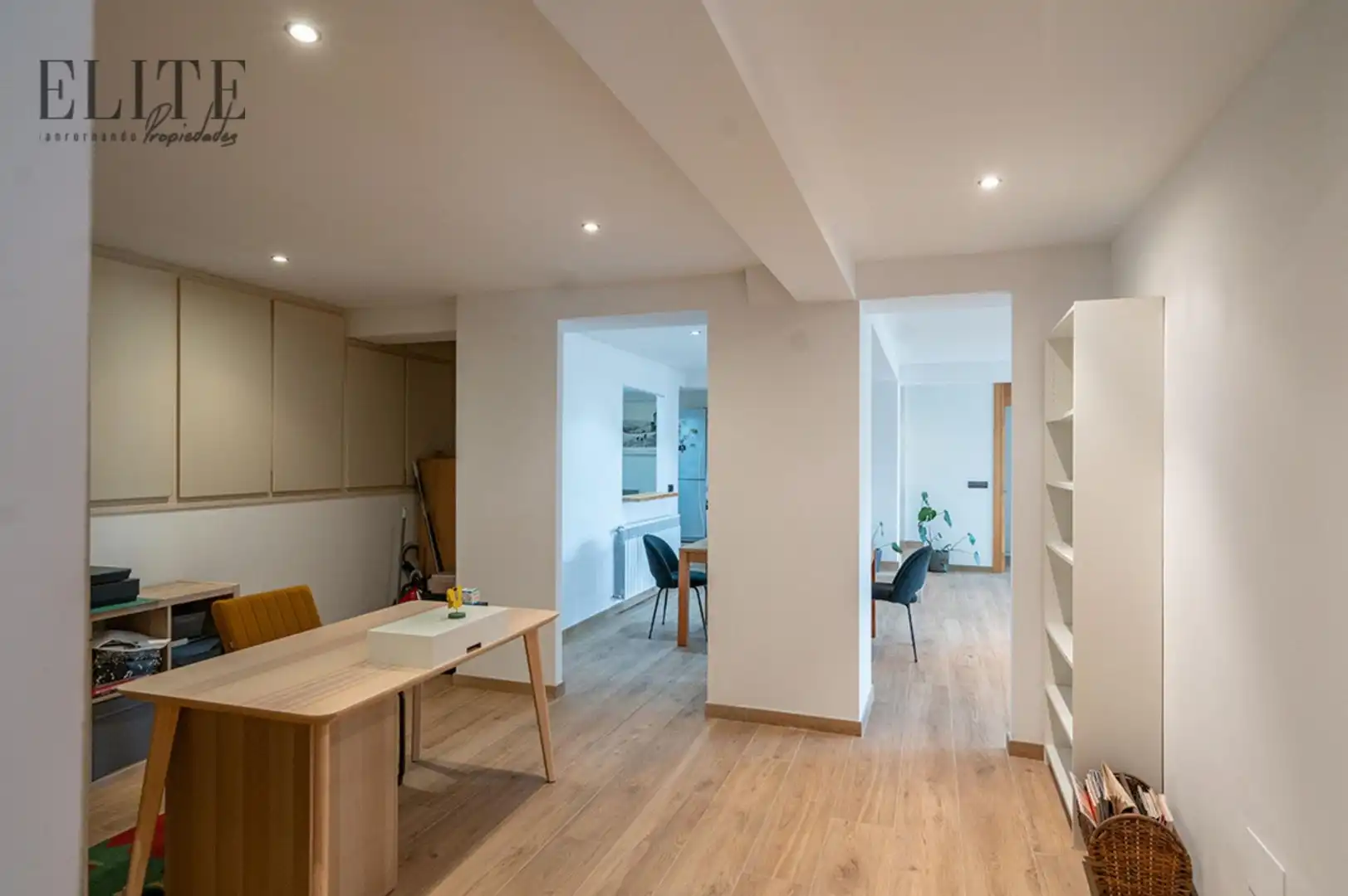 Ground floor for sale in Santander  with Heating