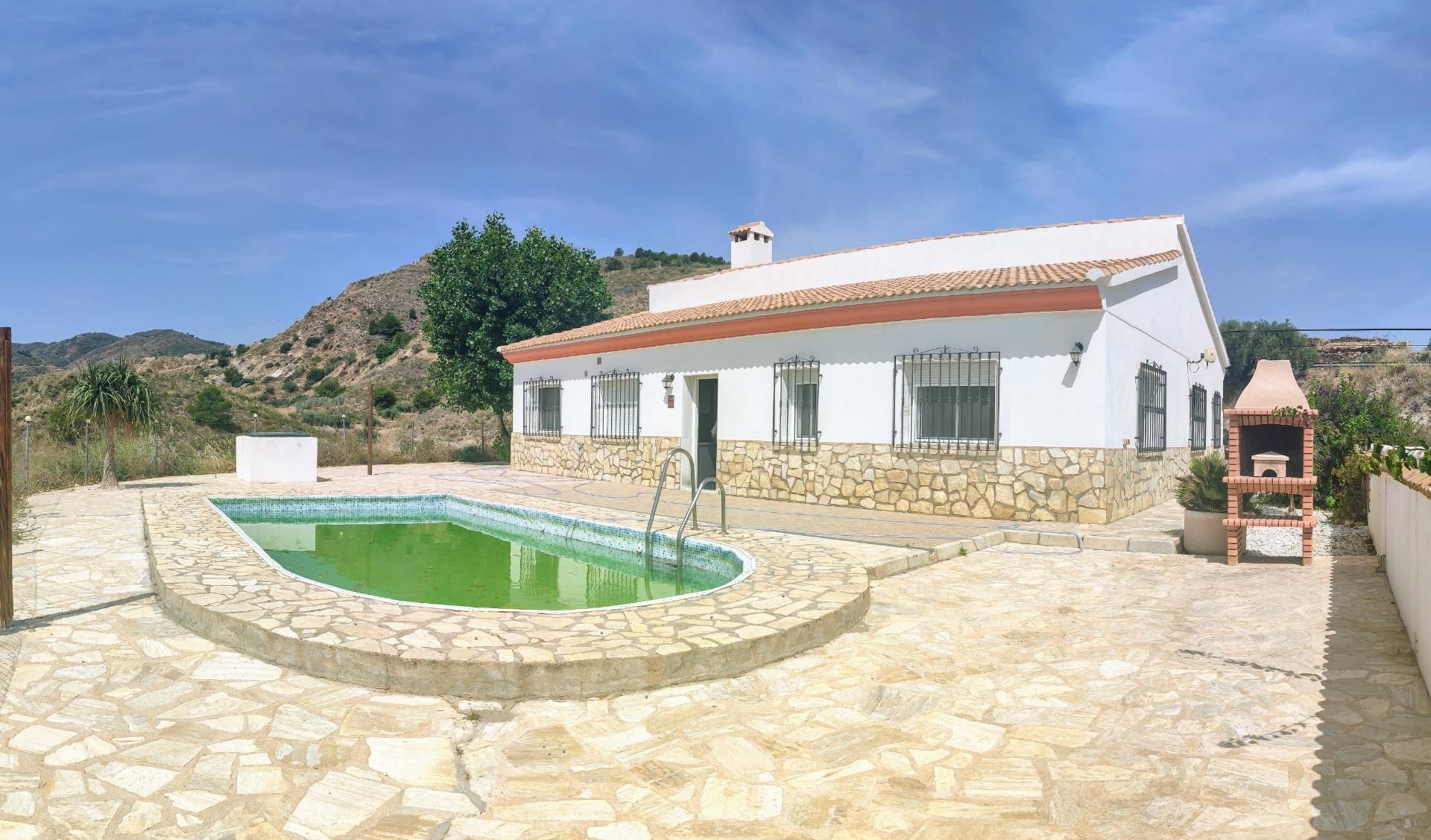 Exterior view of House or chalet for sale in Chercos