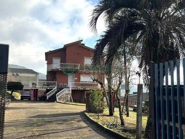 Casa amb jardí en venda a Pista de Vilanova