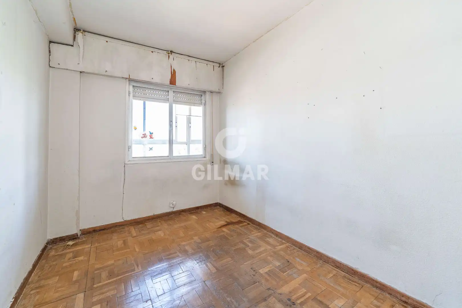 Habitación de Piso en venta en Madrid con Calefacción, Trastero y Balcón