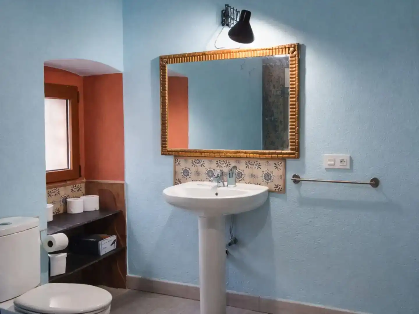 Baño de Piso en venta en San Emiliano con Jardín privado, Parquet y Trastero