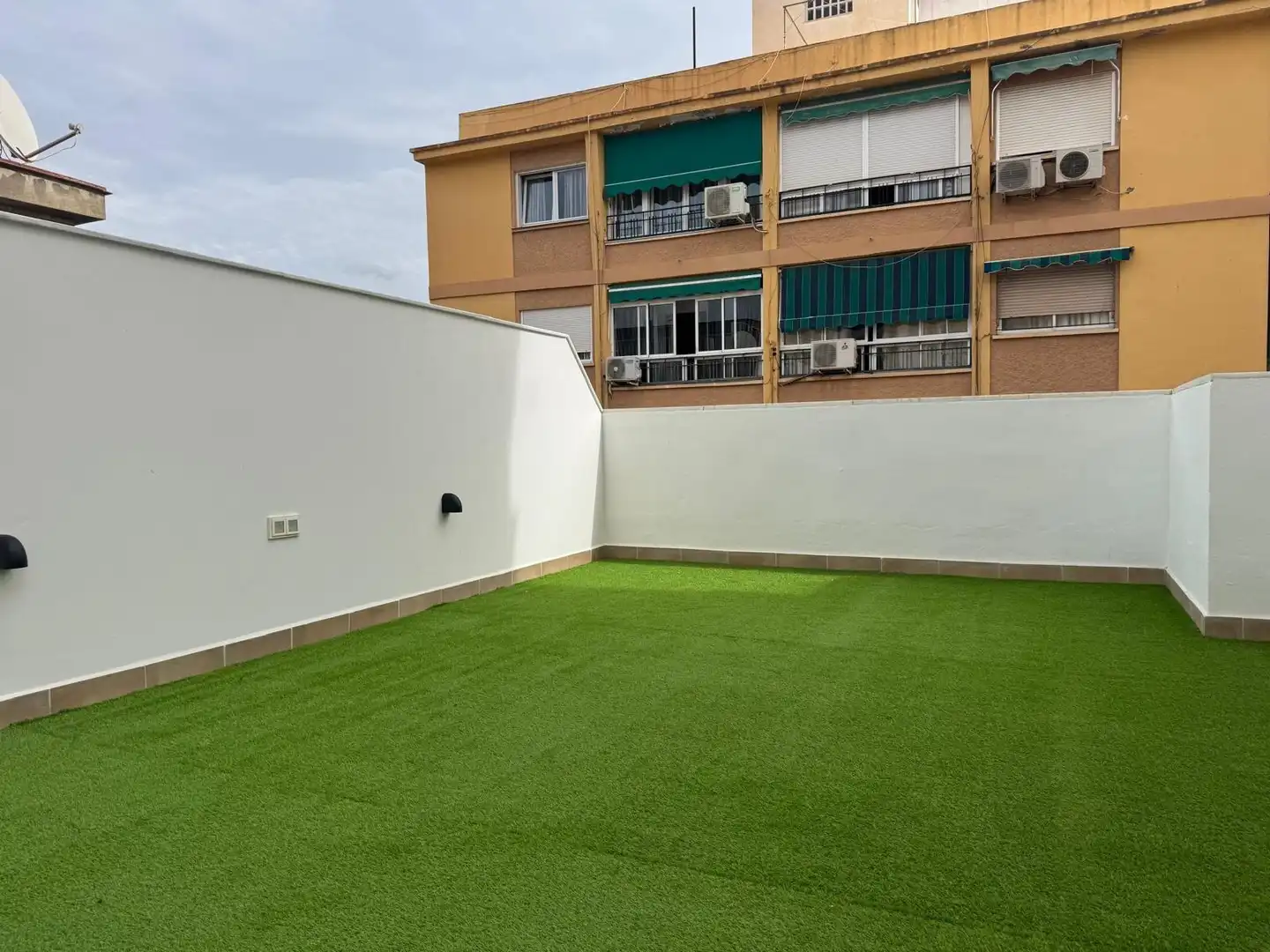 Terraza de Piso en venta en Málaga con Parquet, Terraza y Amueblado