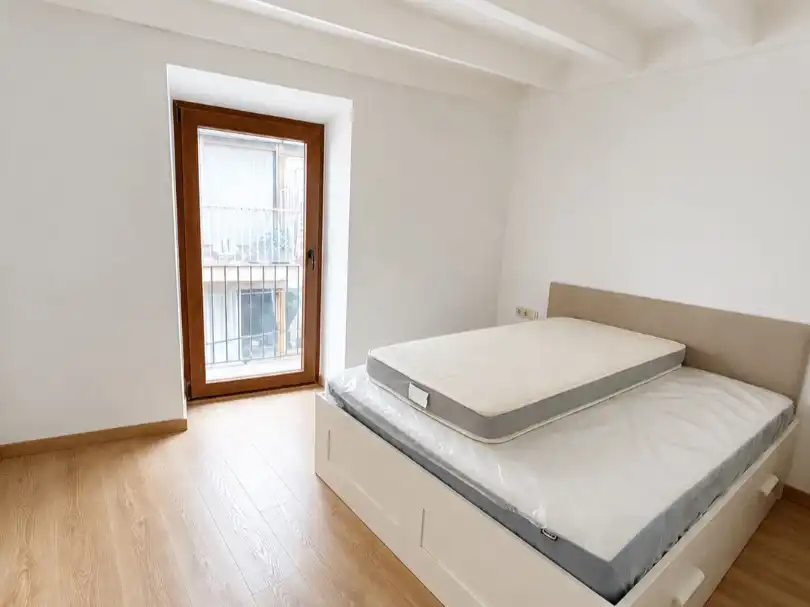 Piso en venta en Abat oliba 7, imagen 2